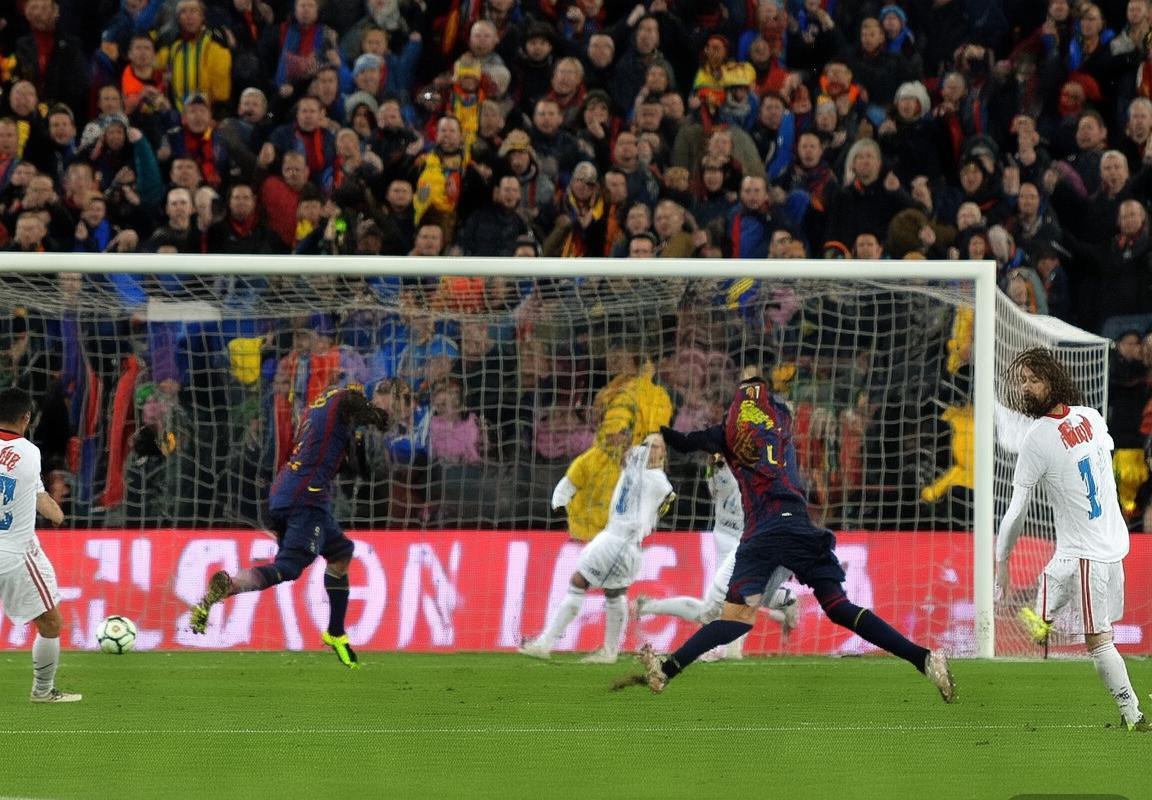 巴塞罗那VS马拉加：激情对决，战术与意志的较量回顾(图3)